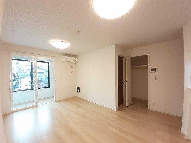 アーバンコート南行橋　A棟 リビング
