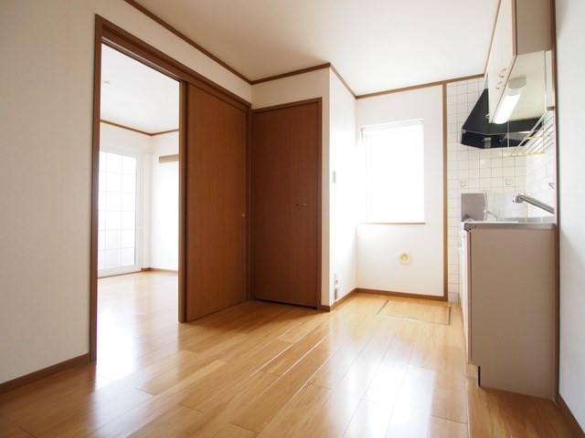 ハイラーク中の原 C棟  リビング