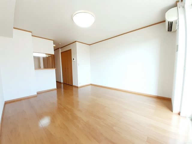 ジャン・アヴニール　A棟 リビング