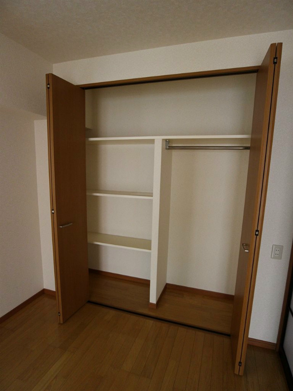 アクシス中井  収納