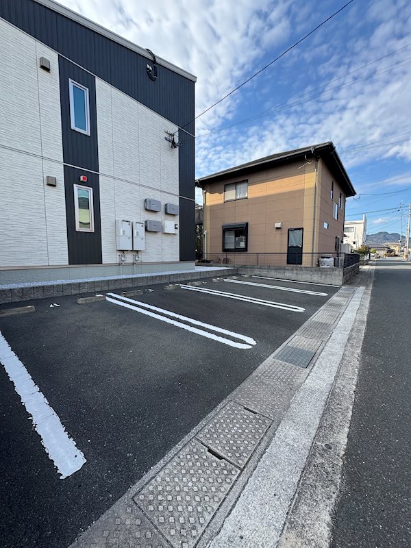 アトリエールⅠ棟 駐車場