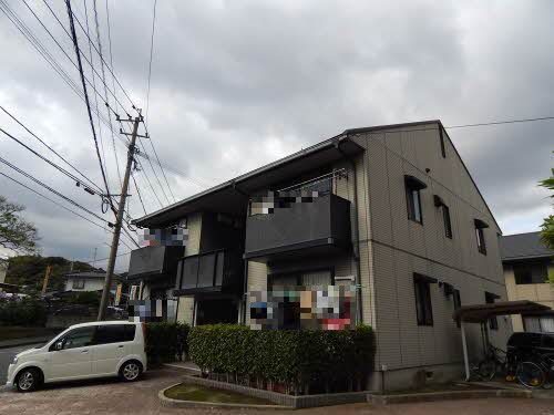 閑静な住宅地にあるシャーメゾンです。