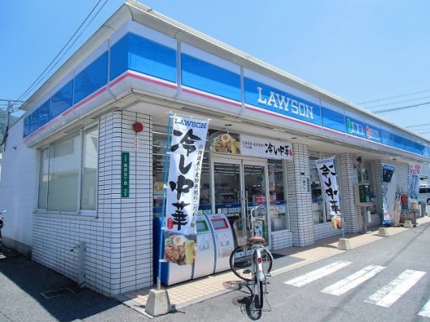 ラフィーネ葛原レスト コンビニ