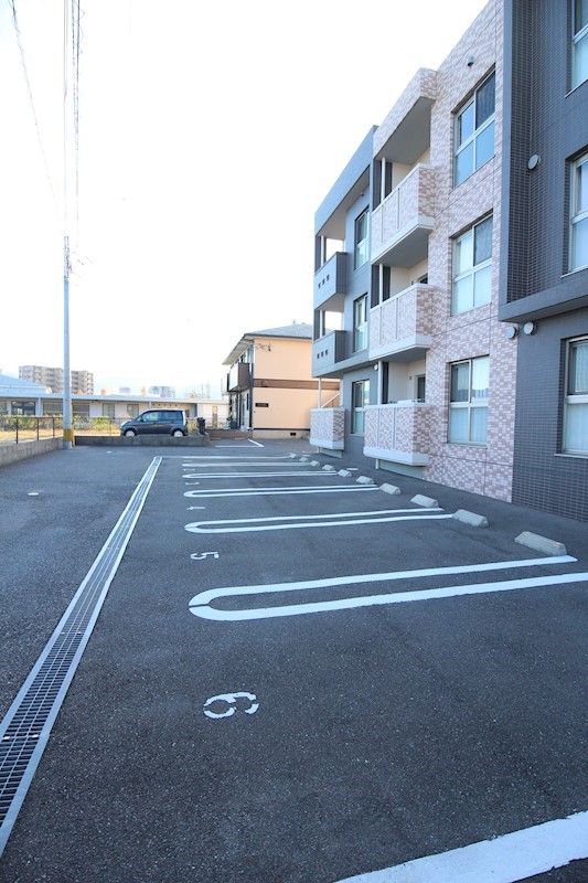 S-COURT 駐車場