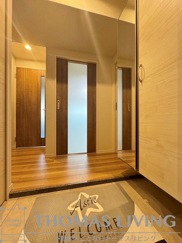 クレスト西小倉 玄関