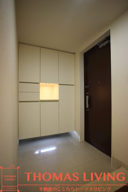 リビオ大手町グランエンブレム 玄関