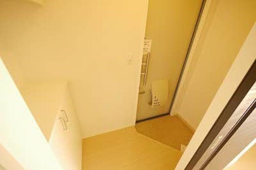 カーサ・ヴェルデ 玄関
