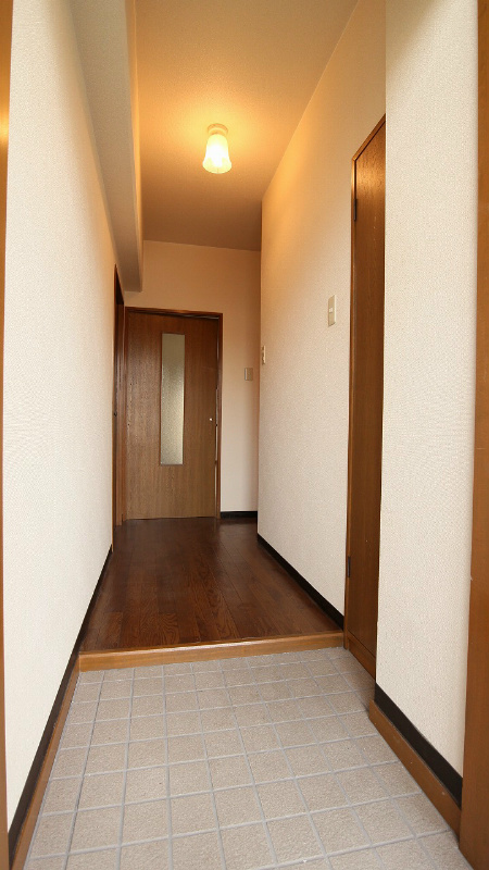 エルスール下曽根 玄関