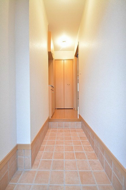 アバンツァートカーサ溝尻　B棟 玄関