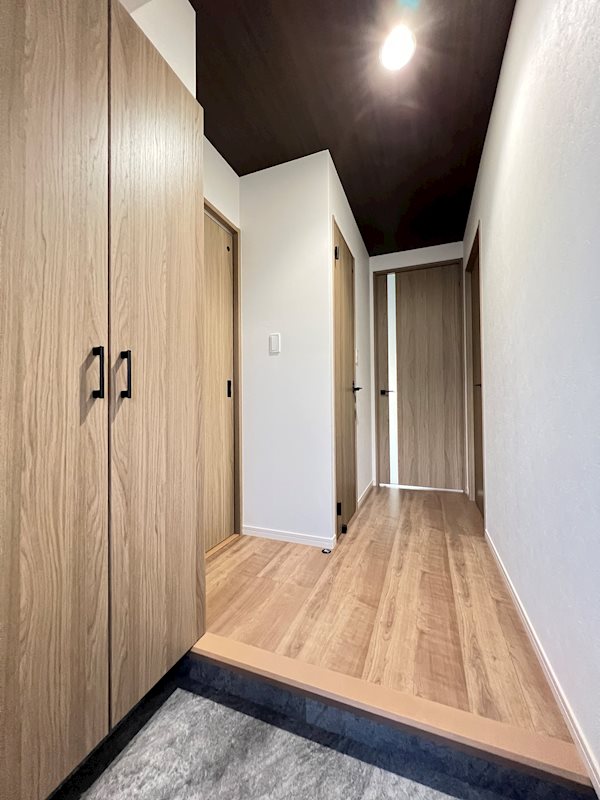 THE SQUARE Glory Residence 玄関