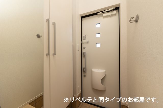 クオーレ 玄関