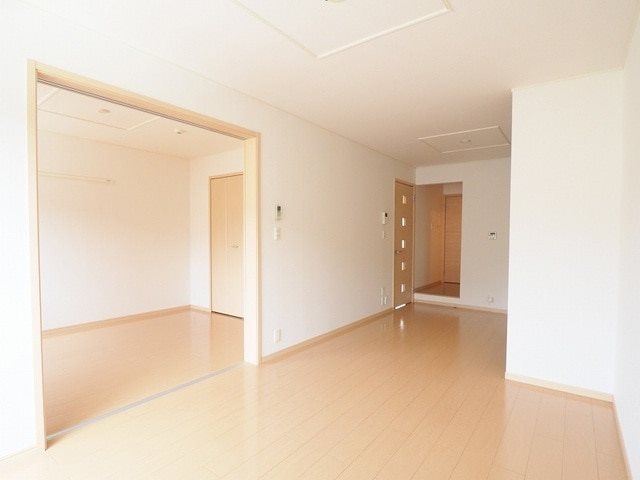 ブローマン杉　C棟 リビング