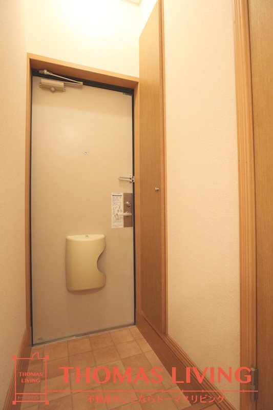 ロイヤルコートM 玄関