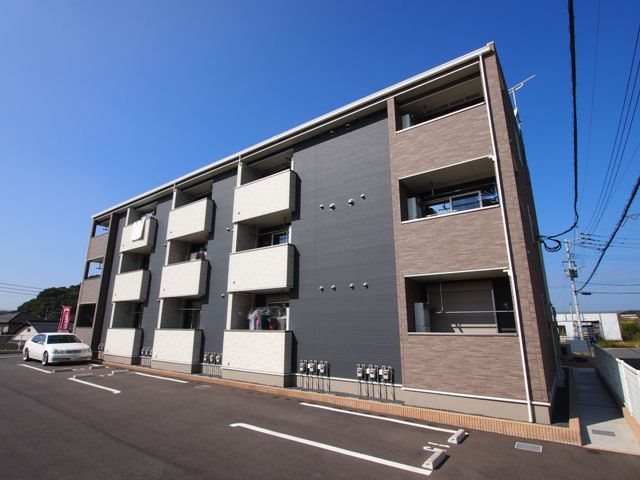 アメイジングコート 201号室 外観