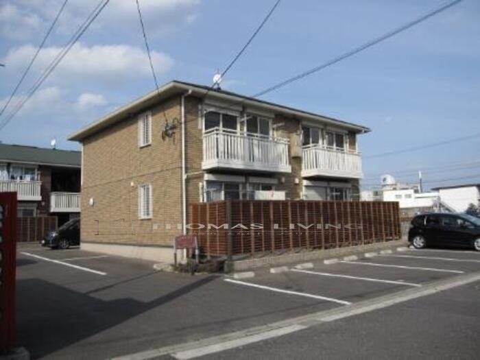 シャトン・アイ　B棟 201号室 外観