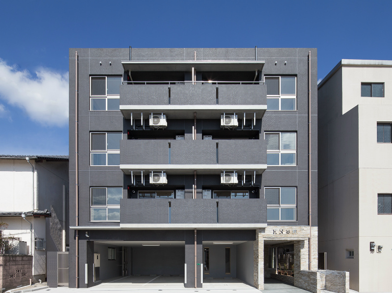 エイチエヌ石坪 203号室 外観