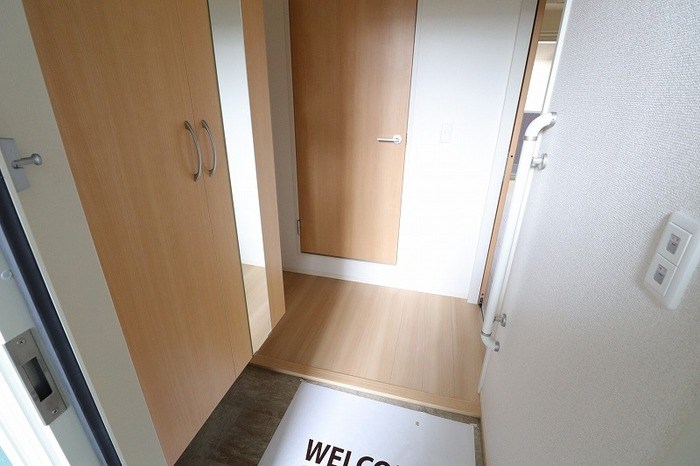 Alltid glad gront  玄関