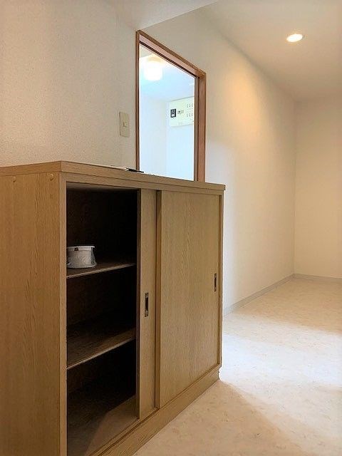 プレアール若園 玄関