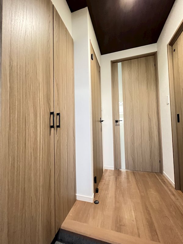 THE SQUARE Glory Residence 玄関