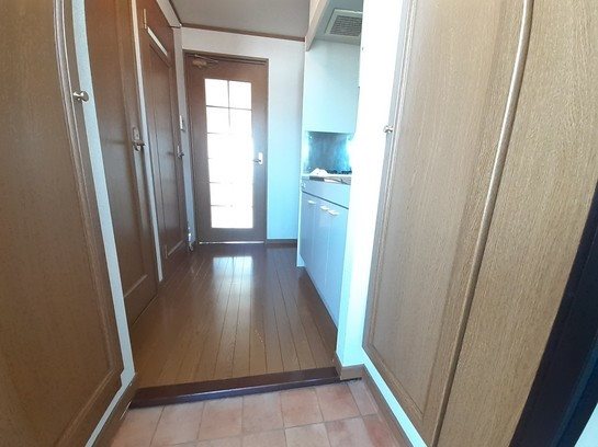 プレンティⅡ  玄関