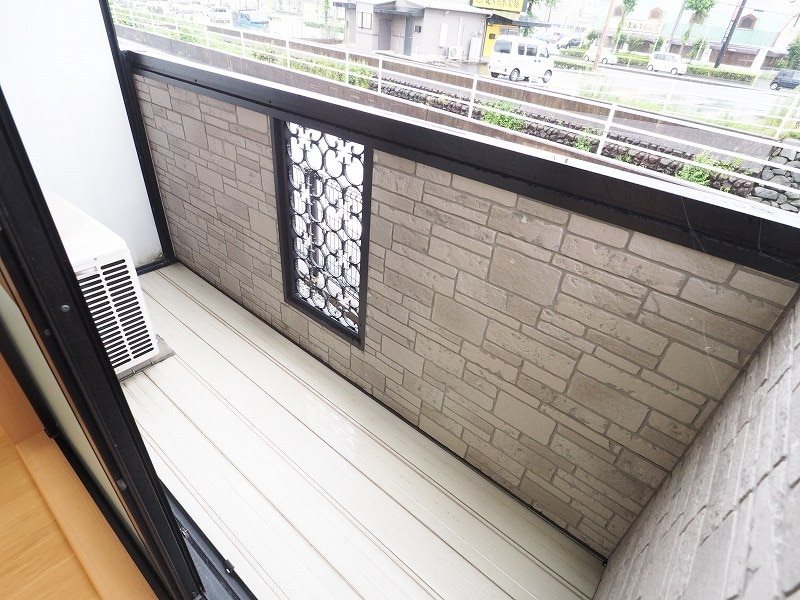 リヴィエール葛原東 ベランダ