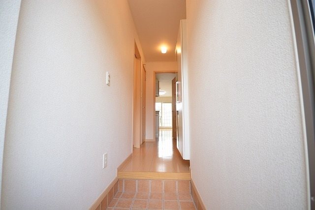Sone Apartment　A棟 玄関