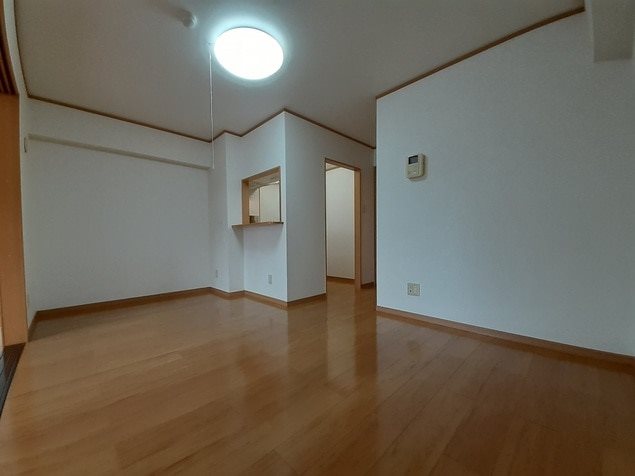 エス・テイト外園 リビング