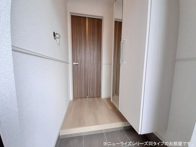 アネーロ　I 玄関