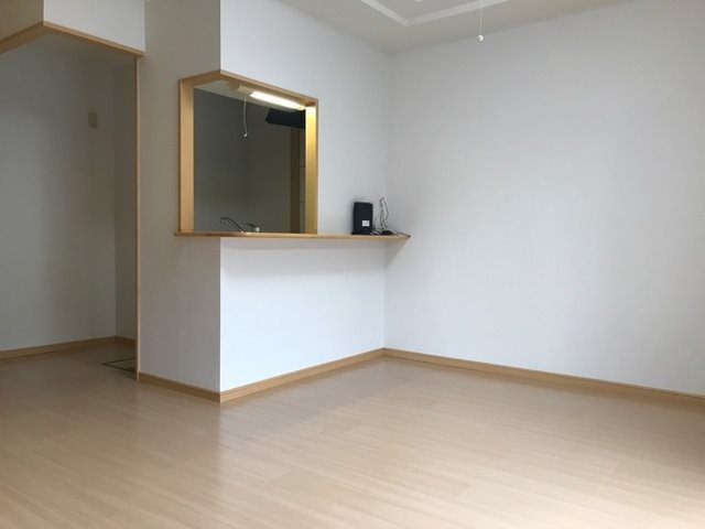 ロイヤルガーデン参番館 リビング