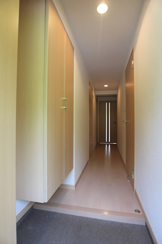 リトルフォレスト守恒  玄関