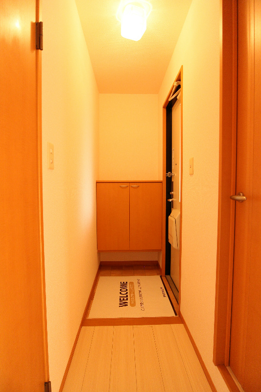 JASTS　SOLEIL　F棟 玄関