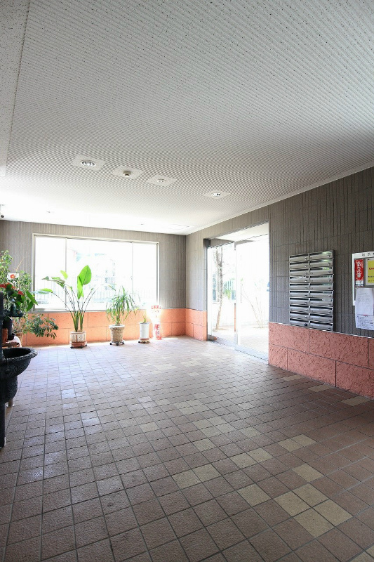 エクセレントリッチ伊崎 ロビー