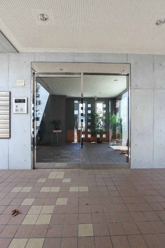 エクセレントリッチ伊崎 エントランス