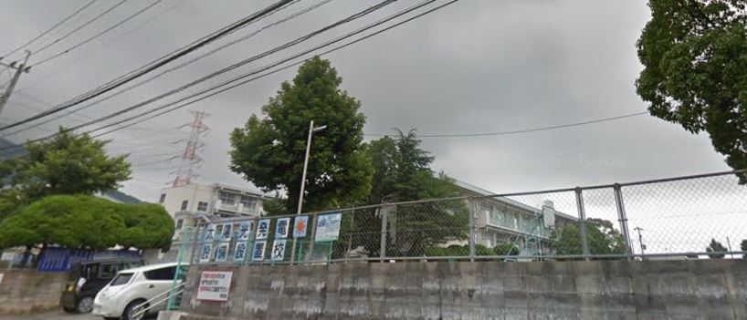 ミニョン 小学校