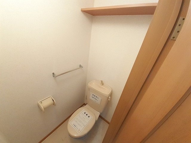 ジャン・アヴニール　A棟 トイレ