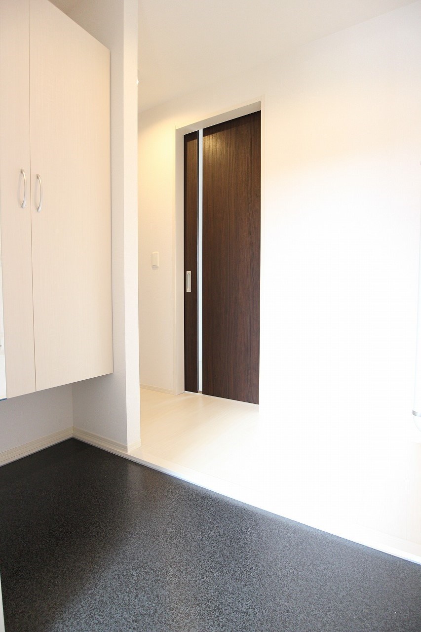 D-room白銀 玄関
