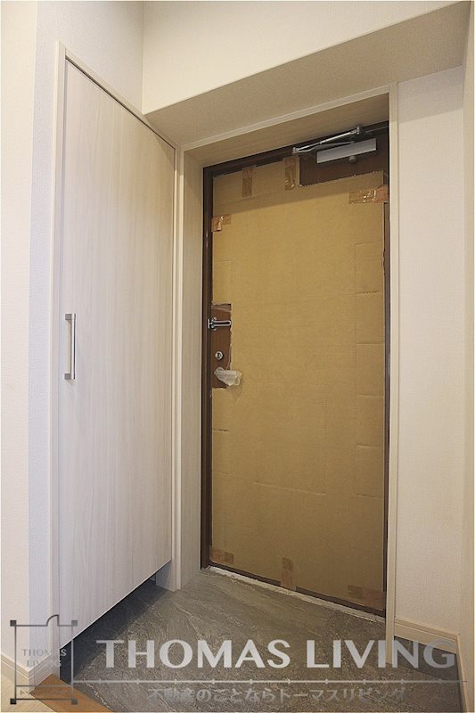 ウィングス西本町 玄関