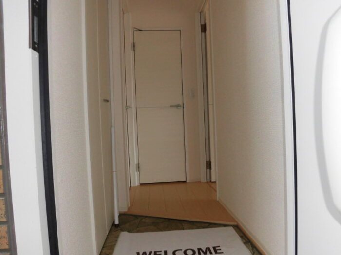 ウィングランデMⅡ　B棟 玄関