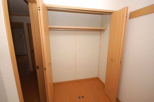 サンリット　ヒルズB 収納