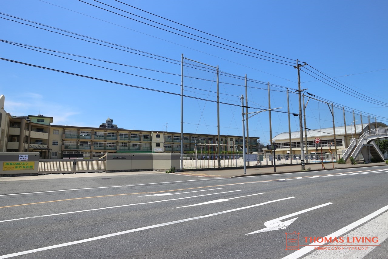 クラシオン白山 1棟 小学校
