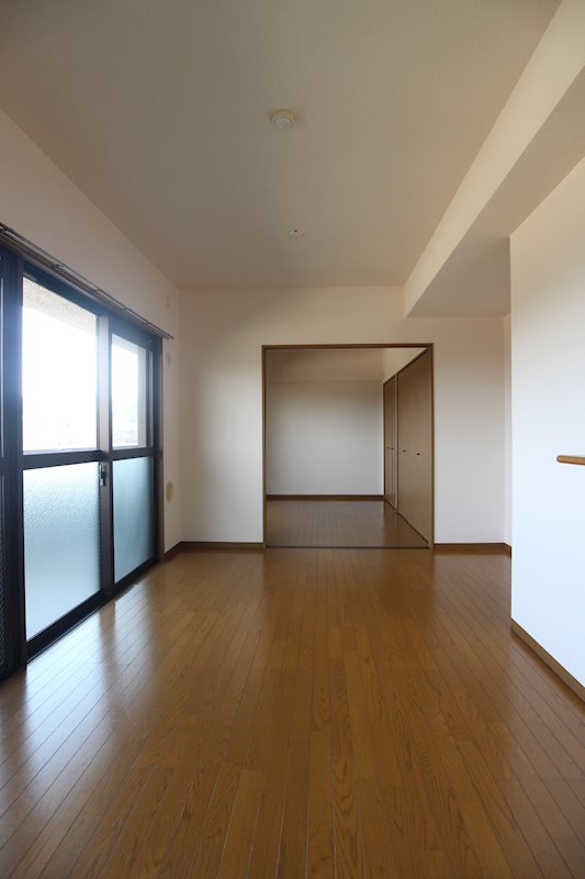 クレール長尾Ⅱ リビング