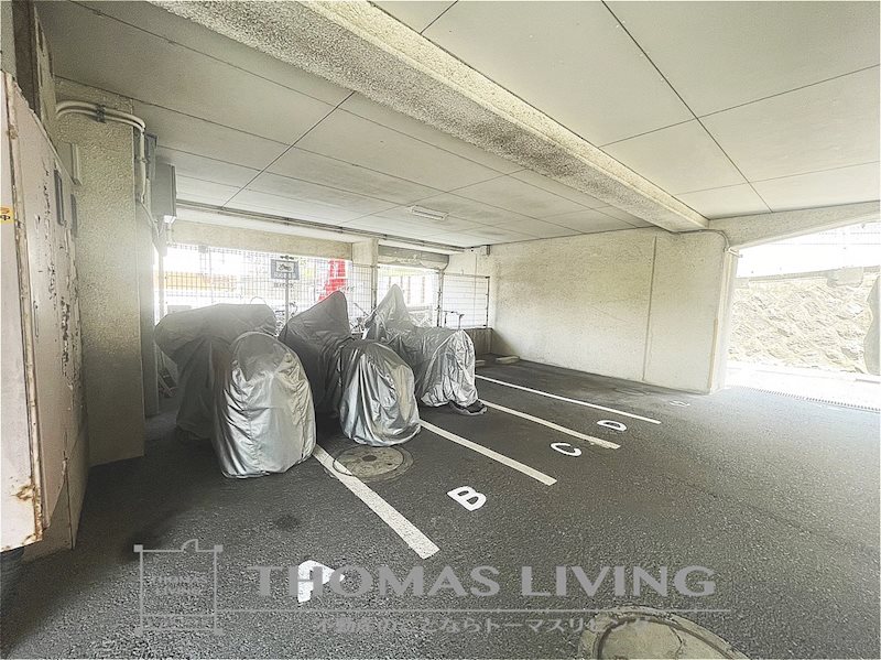 クレベール皇后崎 駐車場