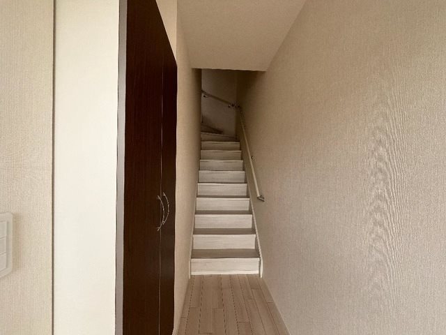 アジャート 玄関