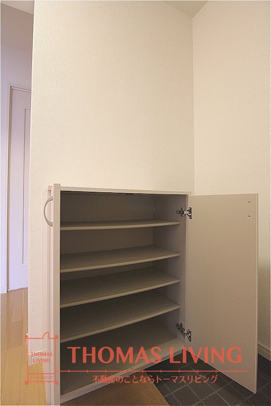 ファインメゾン上の原 玄関