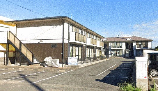 ウィンディア穴生 外観