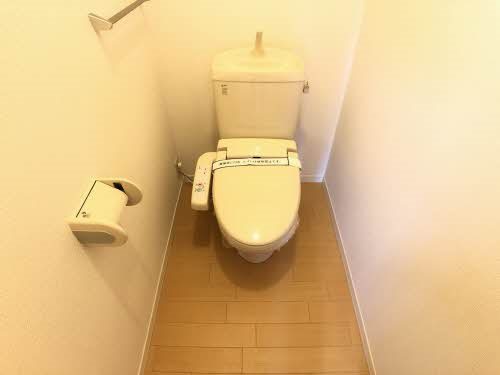 シャーメゾン・ヴァン　A棟 トイレ