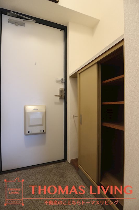 ベルガ本城 玄関