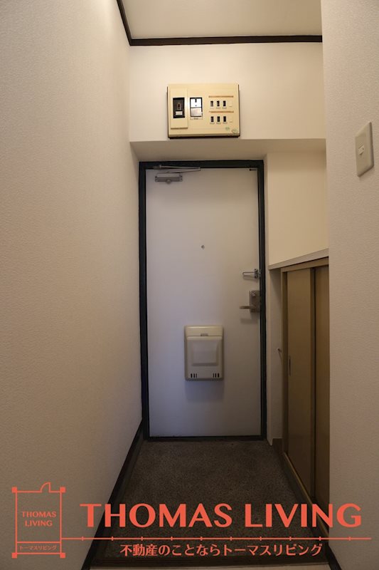 ベルガ本城 玄関