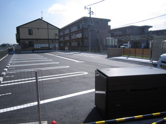 リバーサイドすみのえ 駐車場