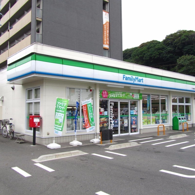 アトレ西折尾 コンビニ